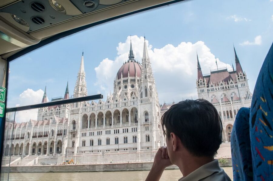 Budapest: Floating Bus Tour by Land and Water - Should You Book the Budapest Floating Bus Tour?