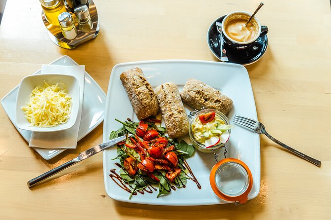 Budapest Food Tour with a Local: A Feast for Foodies 100% Personalized - Key highlights you’ll feel fast