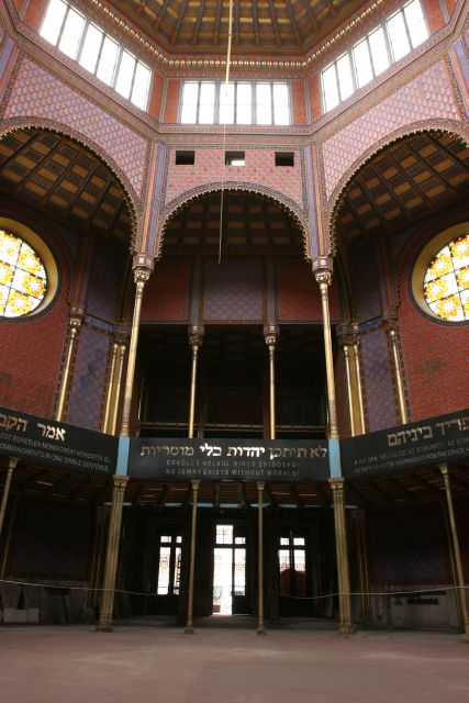 Budapest Grand Half-Day Jewish Heritage Tour - Dohány Street Synagogue: the anchor moment at the start