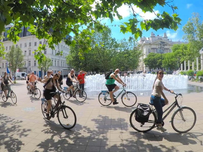 Budapest: Guided Bike & E-bike Tour with a Goulash - Meeting at Rumbach Sebestyén u. 10 and Rolling Out Smoothly