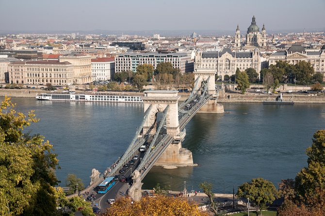 Budapest Guided City Tour and Danube Cruise Audio Guide - Danube Cruise: The 1-Hour Payoff With Audio in 30 Languages