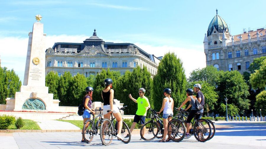 Budapest: Guided City Tour by E-Bike - Margaret Bridge, Margaret Island, and the easy pause in the middle of it