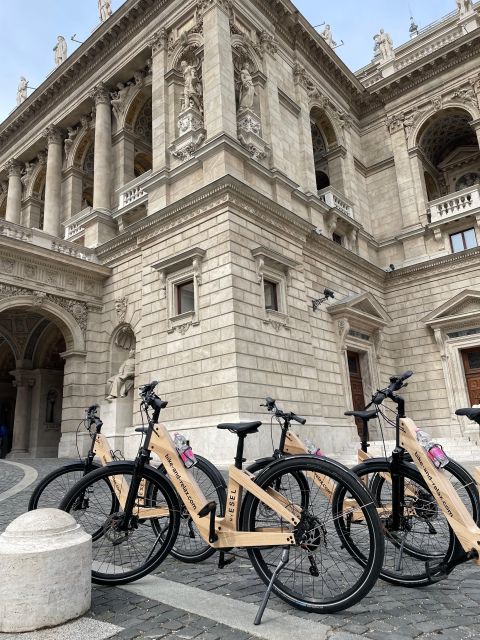 Budapest: Guided Downtown Electric Bike Tour - Guides, group size, and why the stories actually help you