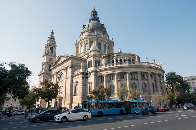 Budapest Guided Half-Day Grand City Tour with Parliament Visit - Kossuth Lajos Square Finish: A Quick Landing Point Near the Action