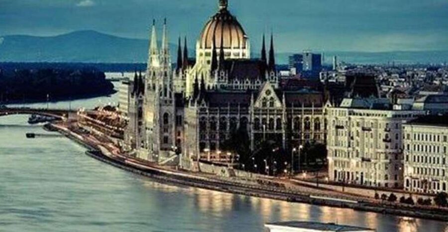 Budapest: Half-Day Highlights Small Group Private Tour - St. Stephen’s Basilica, Szechenyi Bath, and the Thermal-Bath Connection