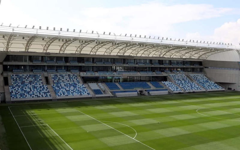 Budapest: Hidegkuti Stadium Guided Tour - Changing rooms and the tunnel: the matchday feel, minus the crowd