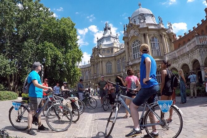 Budapest Highlights Bike Tour with a local guide - St. Stephen’s Basilica, Szabadság Square, and the Parliament Building Arc