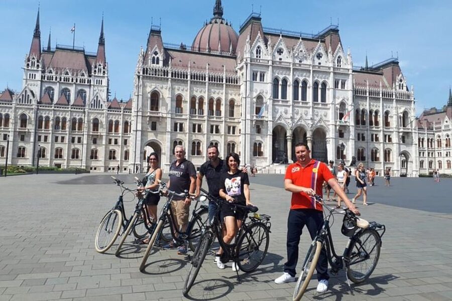 Budapest : Highlights & Hidden Gems Walking Tour - Price and value: is $35 fair for what you get