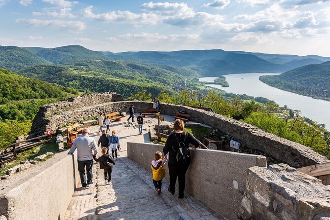 Budapest Hike to Visegrád Castle w or wo Sauna/Danube beach - The downhill back to the car, then a local lunch stop