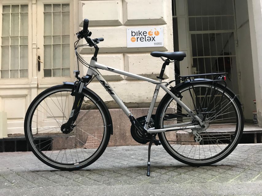 Budapest: Historic Downtown Bicycle Ride with Scenic Views - Chain Bridge to Buda: Rudas, Matthias Church, and Fisherman’s Bastion