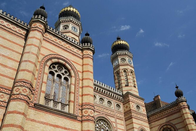 Budapest Historical Sightseeing - Free Walking Tour - How the Tour Feels in Real Life