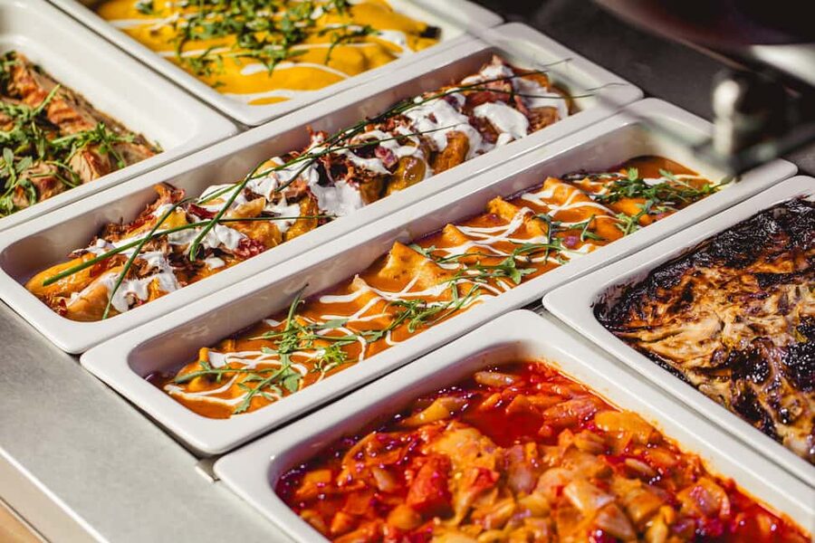 Budapest: Hungarian Dinner & Show with Unlimited Drinks - Price and value at about $33 per person