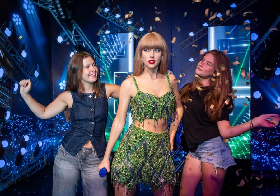 Budapest: Madame Tussauds Ticket + POP&ROLL Access - Cafe breaks, plus a small reality check