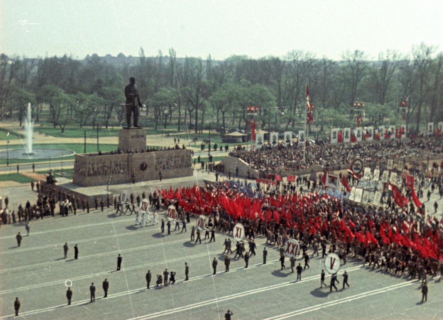 Budapest: Memento Park and Icons of Communism Guided Tour - Key Things You’ll Notice on This Tour