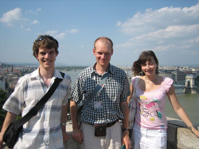Budapest: Multilingual Highlights Tour - Should You Book This Budapest Multilingual Highlights Tour?