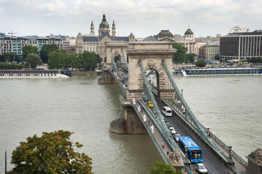 Budapest: Multilingual Highlights Tour - Matthias Church Exterior and Fishermen’s Bastion Views