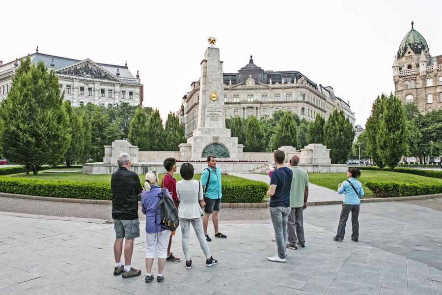 Budapest: Night Walking Tour with Danube River Cruise - Hungarian State Opera, the first glow, and getting your bearings fast