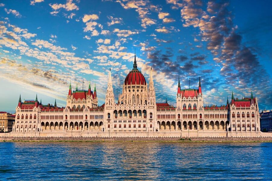 Budapest Old Town and Top Attractions Private Walking Tour - Key Things I’d Prioritize on This Walk