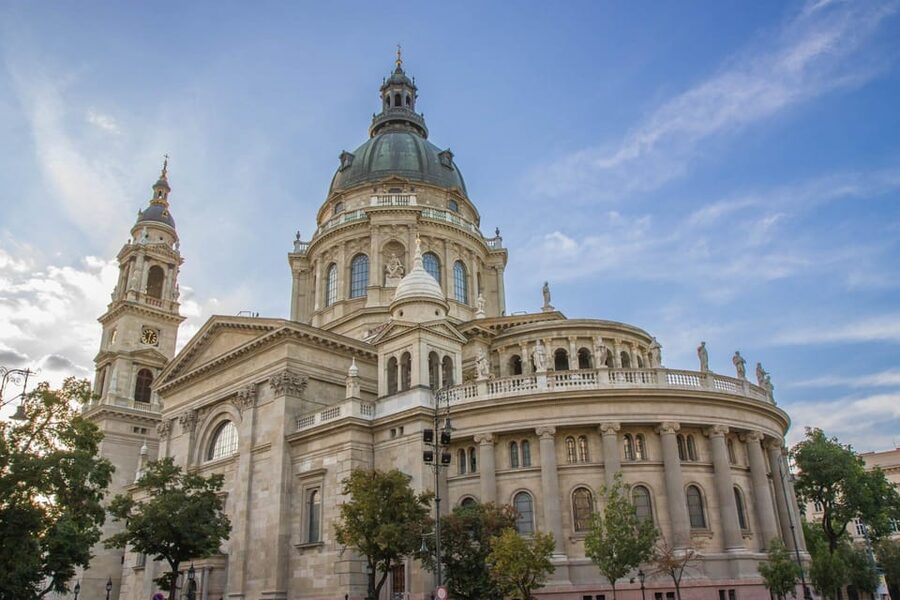 Budapest Old Town and Top Attractions Private Walking Tour - Why This 2-Hour Old Town Route Works So Well