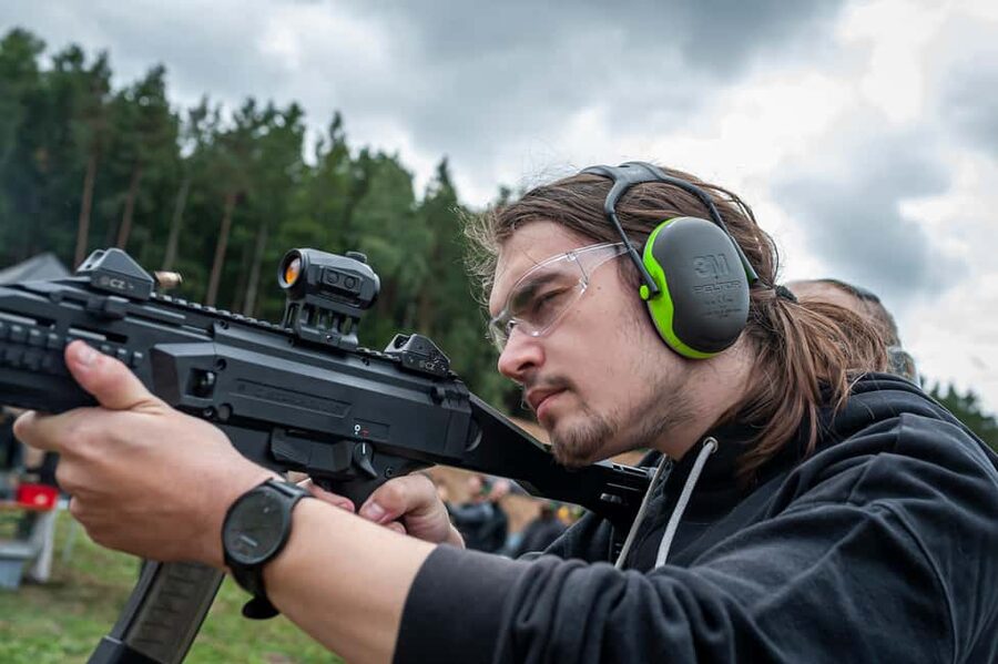 Budapest: Outdoor Shooting Experience + Hotel Pickup - Who This Fits Best, and Who Should Skip It