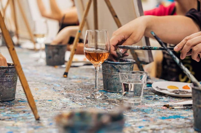 Budapest: Paint and sip experience - Inside the 2.5-Hour Class Flow, From Sip to Finished Painting