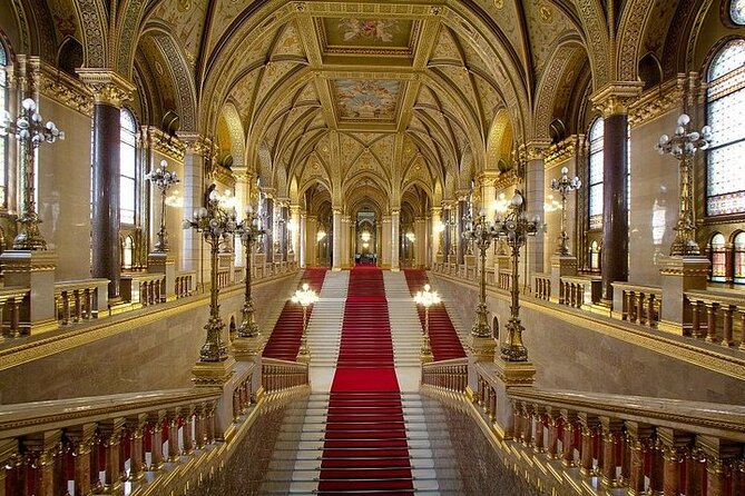 Budapest Parliament Audio Guide Tour with Danube Cruise - The evening Danube cruise: glass-enclosed comfort, plus a real drink choice