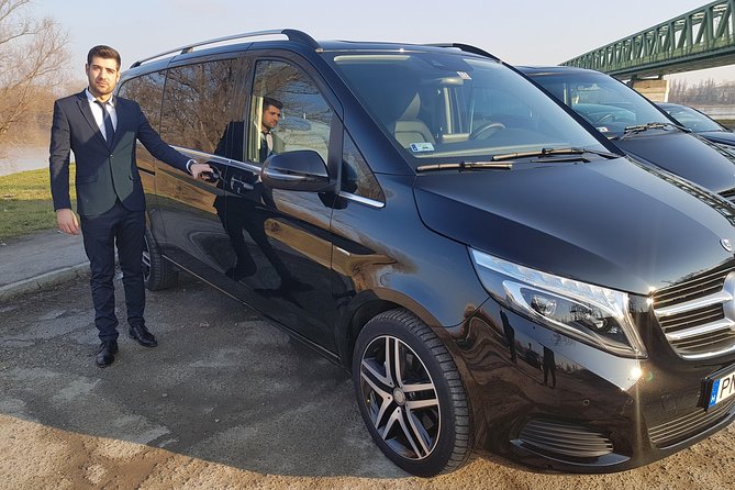 Budapest Private Airport Transfer in a Luxury Minivan - The Arrival Pickup: Arrivals Hall, Your Name, Then Go