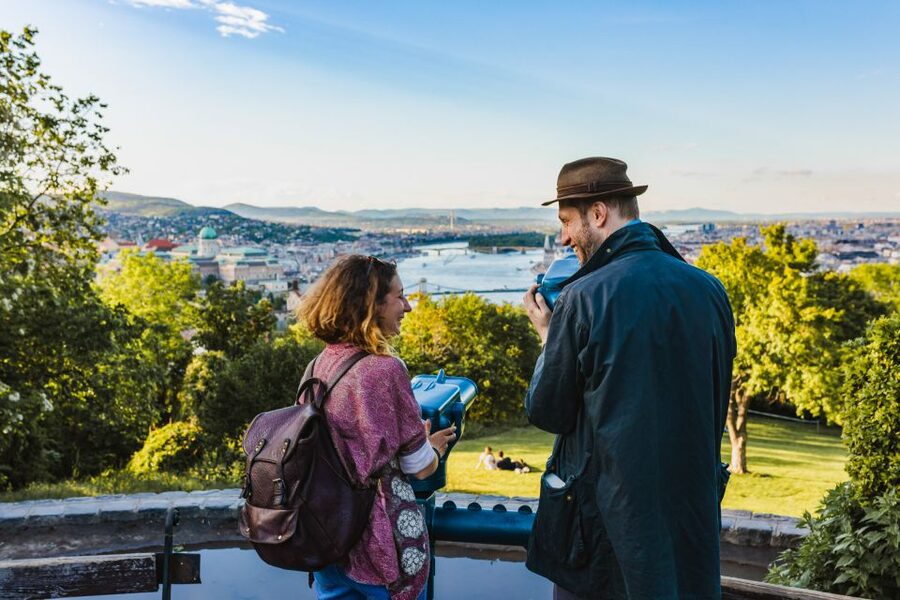 Budapest: Private Custom Tour with a Local - Icons & Gems - Key things to know before you meet your Budapest local