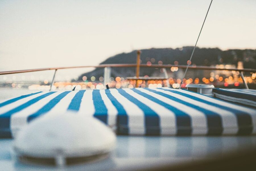 Budapest: Private Danube Yacht Cruise with Welcome Drink - Key things that make this cruise worth your time