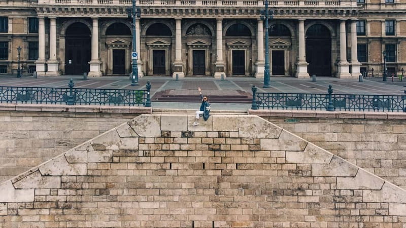 Budapest: private drone photo session - Getting your photos by WeTransfer, and what “20 retouched” really means