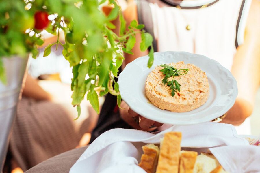 Budapest: Private Food Tour - 10 Tastings with Locals - Your 10 tastings: what you’ll likely experience, and why it works