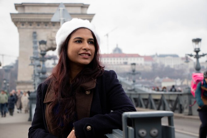 Budapest Private Guided Tour with Photoshoot - Big(3hrs) - Clark Ádám tér start: 0 km Stone and the Castle Hill gateway