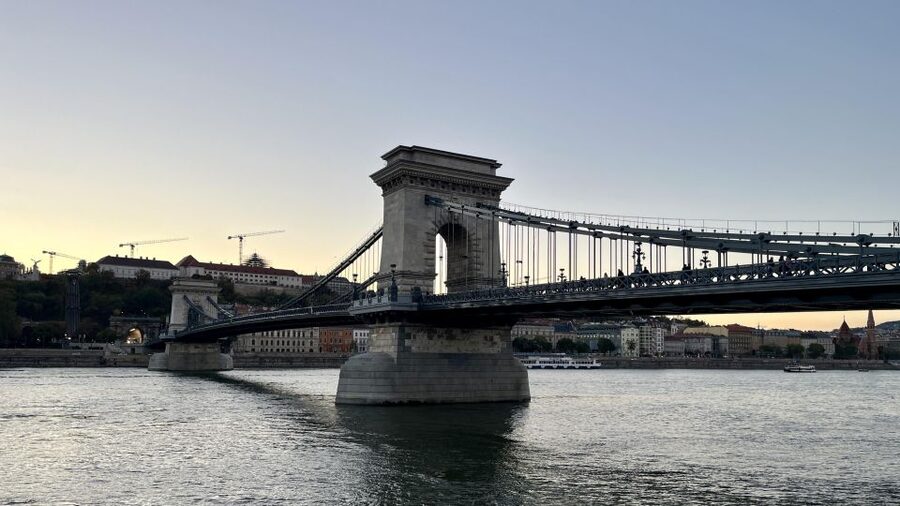 Budapest: private sightseeing tour by public transportation - St. Stephen’s Basilica and Liberty Square, where the tour turns practical