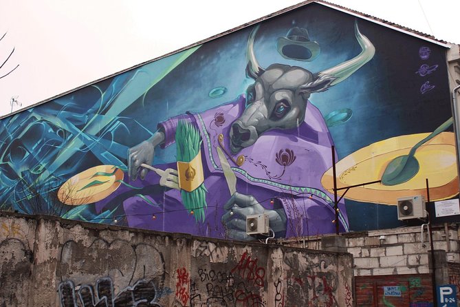 Budapest Ruin Bars Evening Walking Tour with Drinks & Street Food - Who this tour fits best