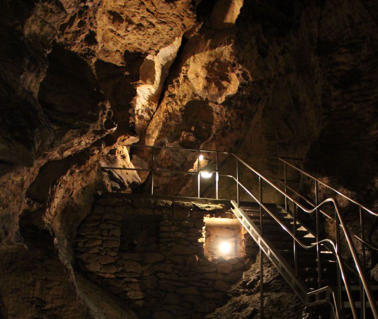 Budapest: Semlő-hegyi & Pál-völgyi Caves Guided Walking Tour - Key highlights you will feel on this tour