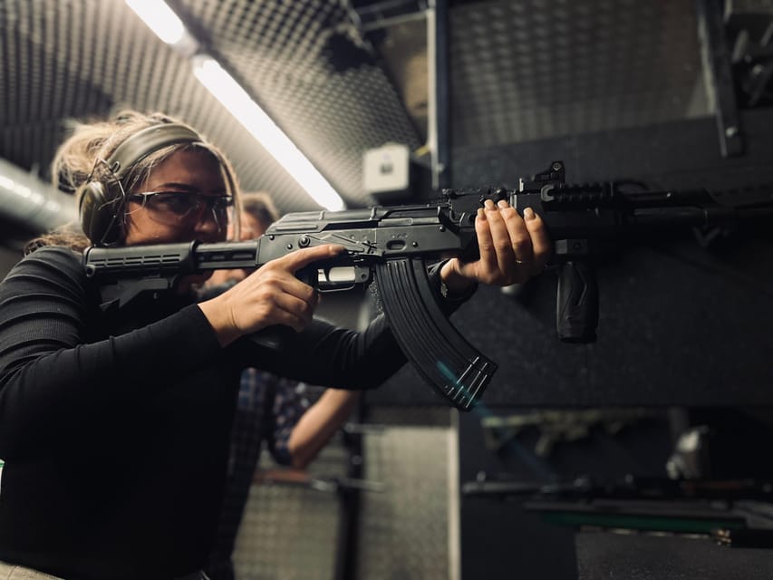 Budapest: Shooting Experience for Couples, The Perfect Date - What You Can Shoot in the 1 Hour Session