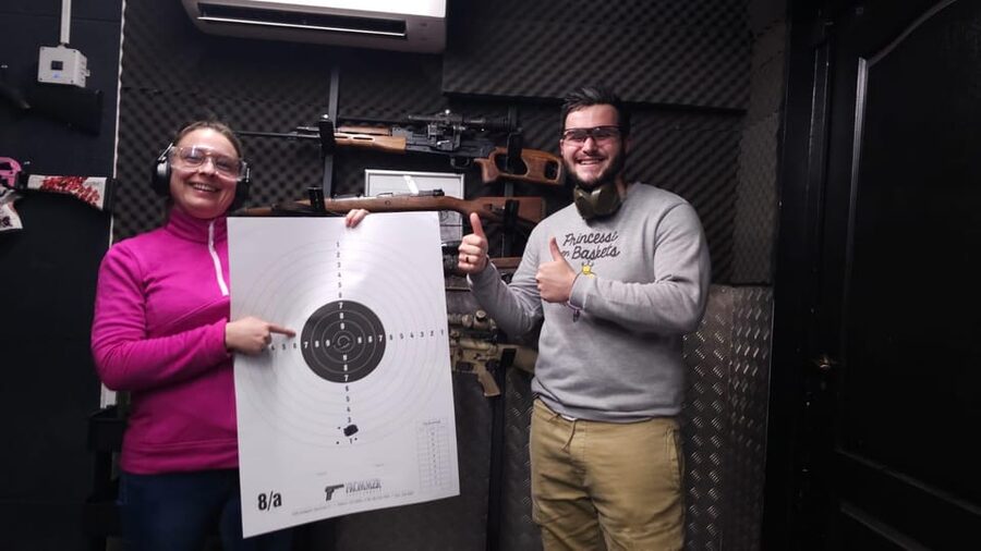 Budapest: Shooting Experience for Couples, The Perfect Date - Using the Bar During Your Budapest Perfect Date