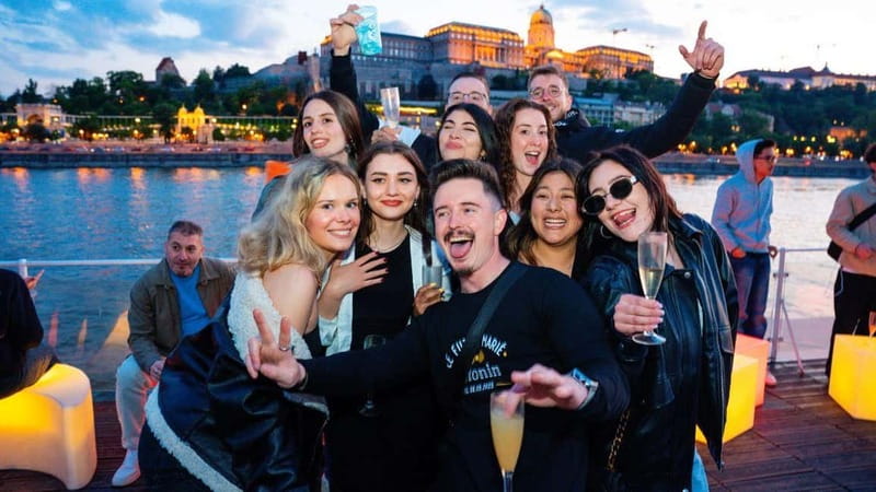 Budapest: Sip and Sail River Cruise with Unlimited Prosecco - What the onboard party feels like: music, staff flow, and drink pacing