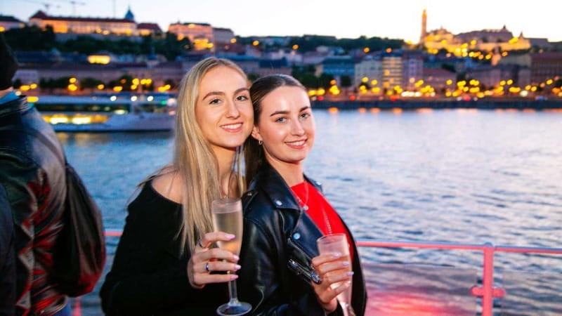Budapest: Sip and Sail River Cruise with Unlimited Prosecco - Who should book this cruise, and who should choose something else
