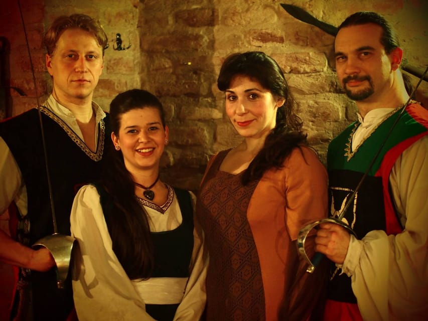 Budapest: Sir Lancelot Medieval Dinner with Drink and Show - Food portion reality check: plan for a feast, then pace it