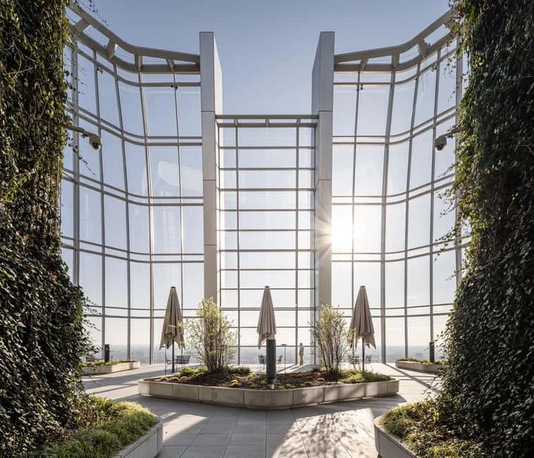 Budapest SkyDeck Tower - Panoramic Lift & Viewing Platform - The SkyDeck AR app: your personal landmark radar