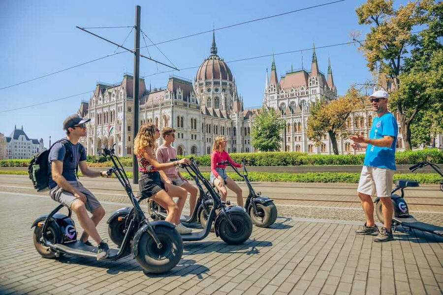 Budapest: Small-Group MonsteRoller E-Scooter Tours - Why Budapest is such a natural match for a MonsteRoller