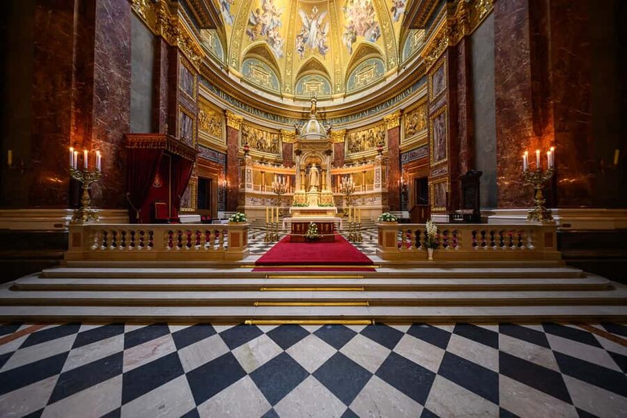 Budapest: St. Stephen's Basilica Entry with Options - Who Should Book This, and Who Might Want a Different Fit