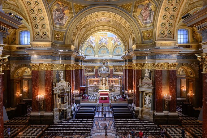 Budapest St. Stephen's Basilica Skip The Line Tickets - Where to Start: Redeem at Szent István tér 2