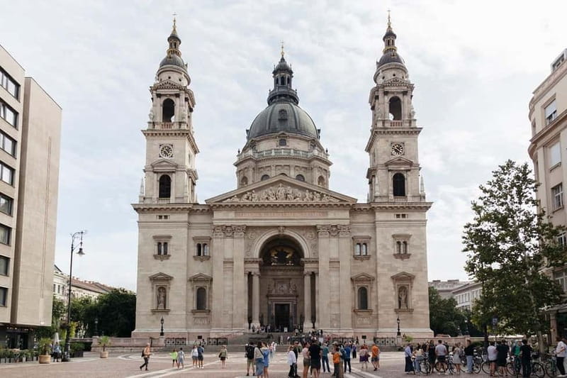 Budapest: St. Stephen's Basilica Tour & Music Performance - Why St. Stephen’s Basilica works so well in 1.5 to 2 hours
