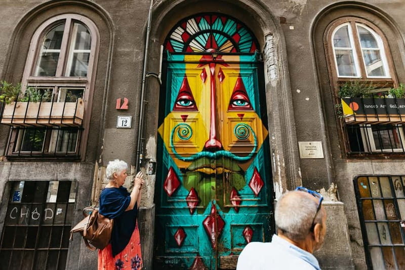 Budapest: Street Art and Underground Movements Walking Tour - Key things I’d watch for