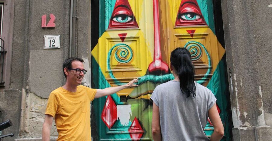 Budapest: Street Art Tour - Key points