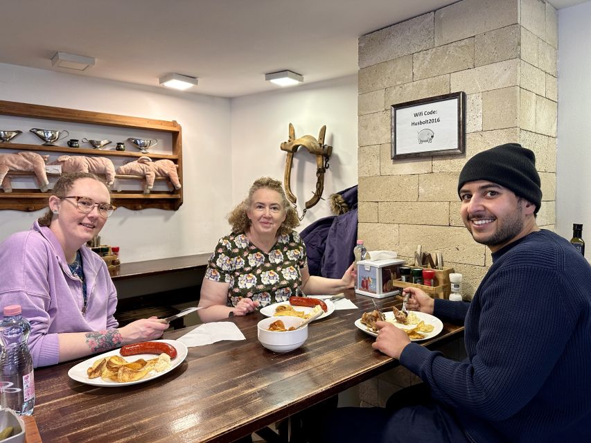 Budapest Street Food Tour with Snacks, Dessert & Beer - Entering the “food mindset”: how the walk keeps you from ordering wrong