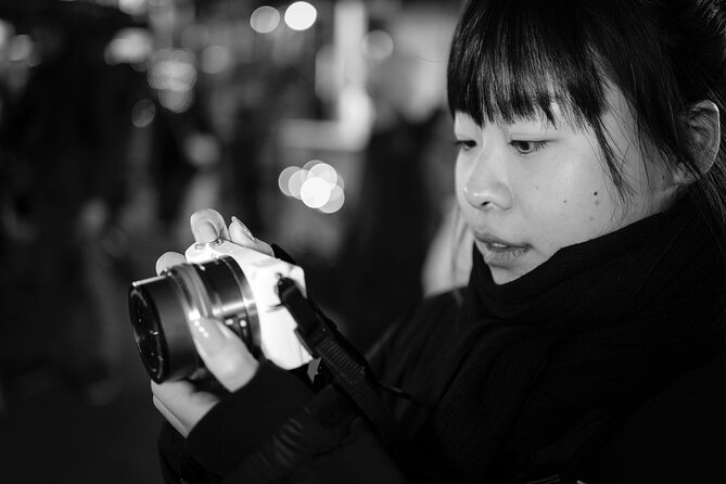 Budapest Street Photography by Lukacs Gabor - Meeting at Anna Café, and keeping logistics painless