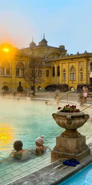Budapest: Széchenyi Thermal Bath Entry with Private Transfer - Saunas, Steam Rooms, and Whirlpools for a Full Routine
